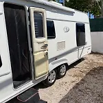 Caravana Estatica En Mediterraneo *