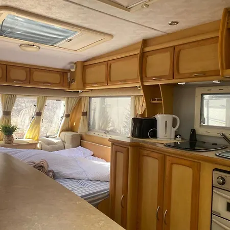 Campingplads Caravana Estatica En Mediterraneo *