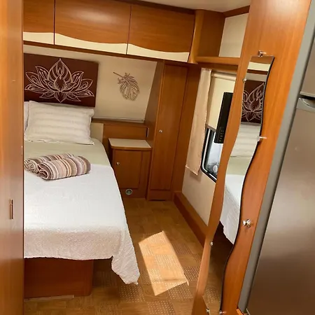 Кемпинг Caravana Estatica En Mediterraneo Кальпе